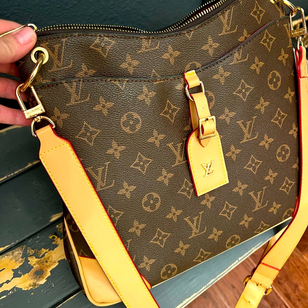 Not authentic BUT beautiful crossbody purse.